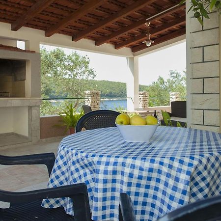 Villa Bistrana - 15m from sea Vela Luka Exteriör bild